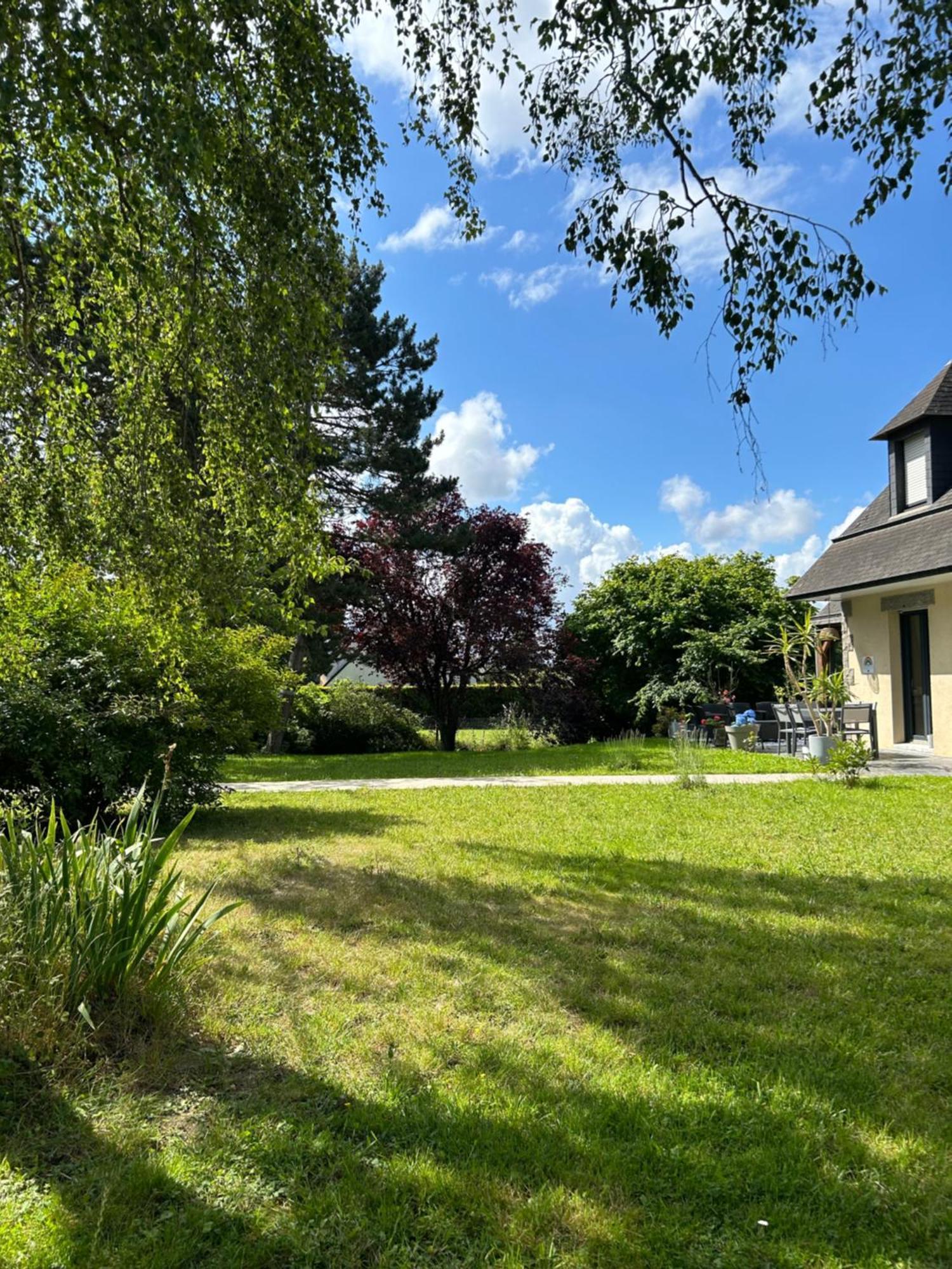 Arc En Ciel Du Mont Bed and Breakfast Pontorson Exteriör bild